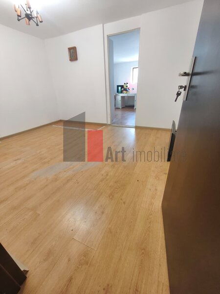 Giulesti, casa 4 camere